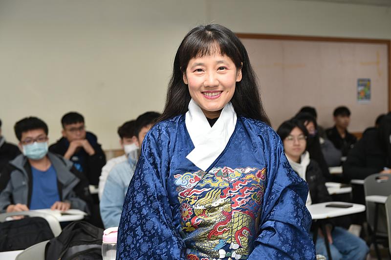 孔令宜